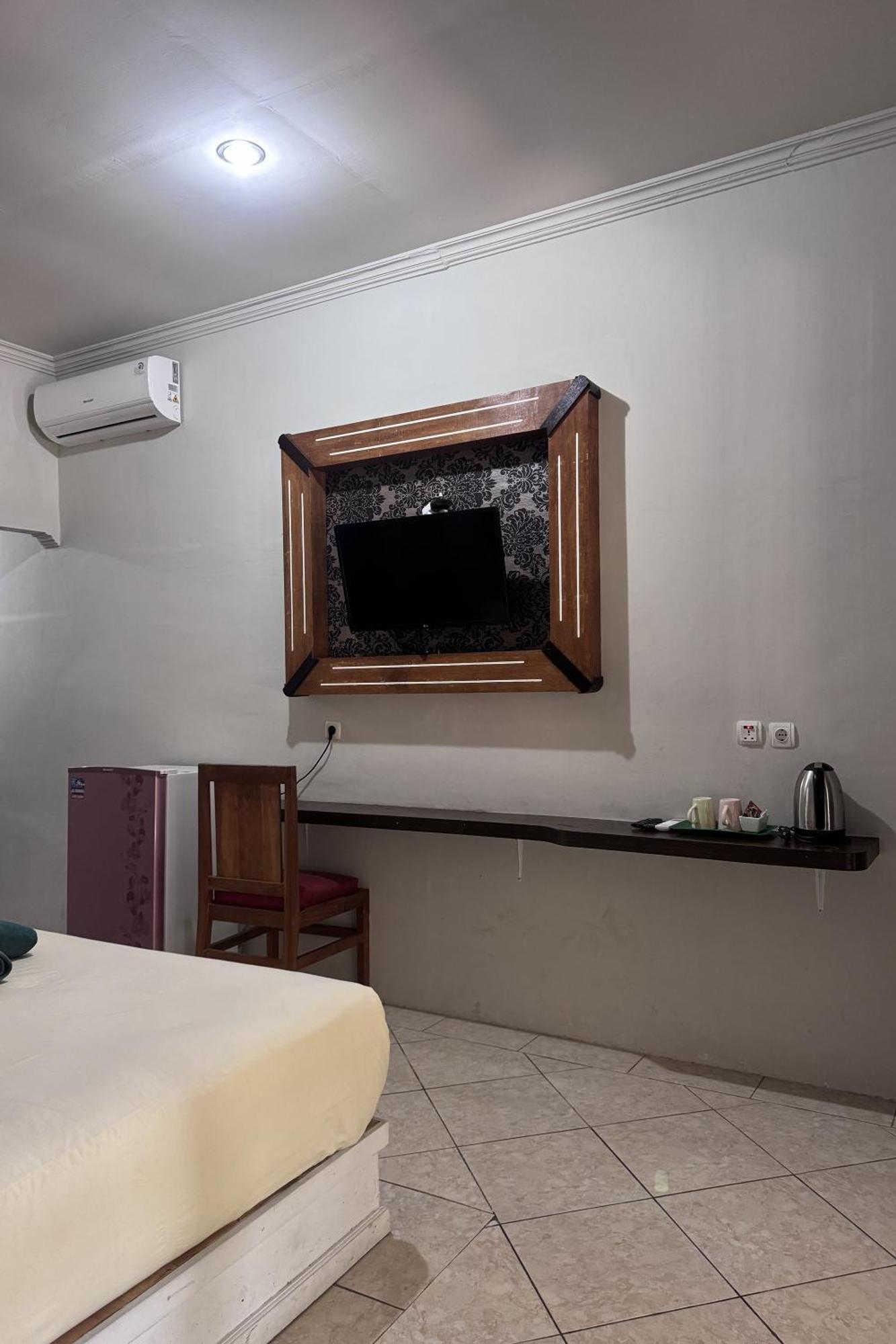 Senggigi Cottages Lombok Exterior photo