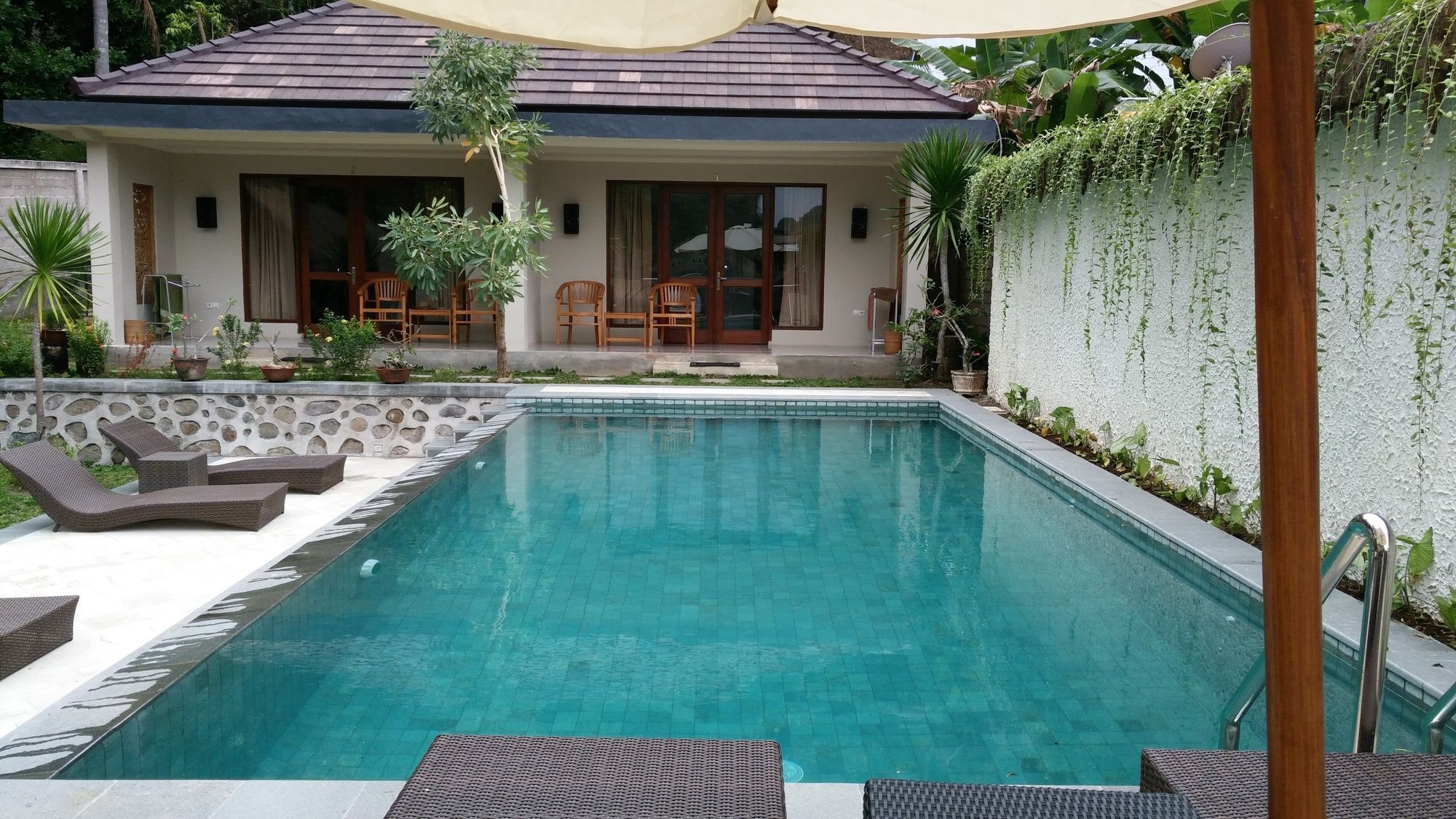 Senggigi Cottages Lombok Exterior photo